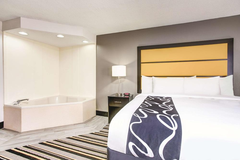 Oyo Townhouse Jackson - Ridgeland Hotel Buitenkant foto