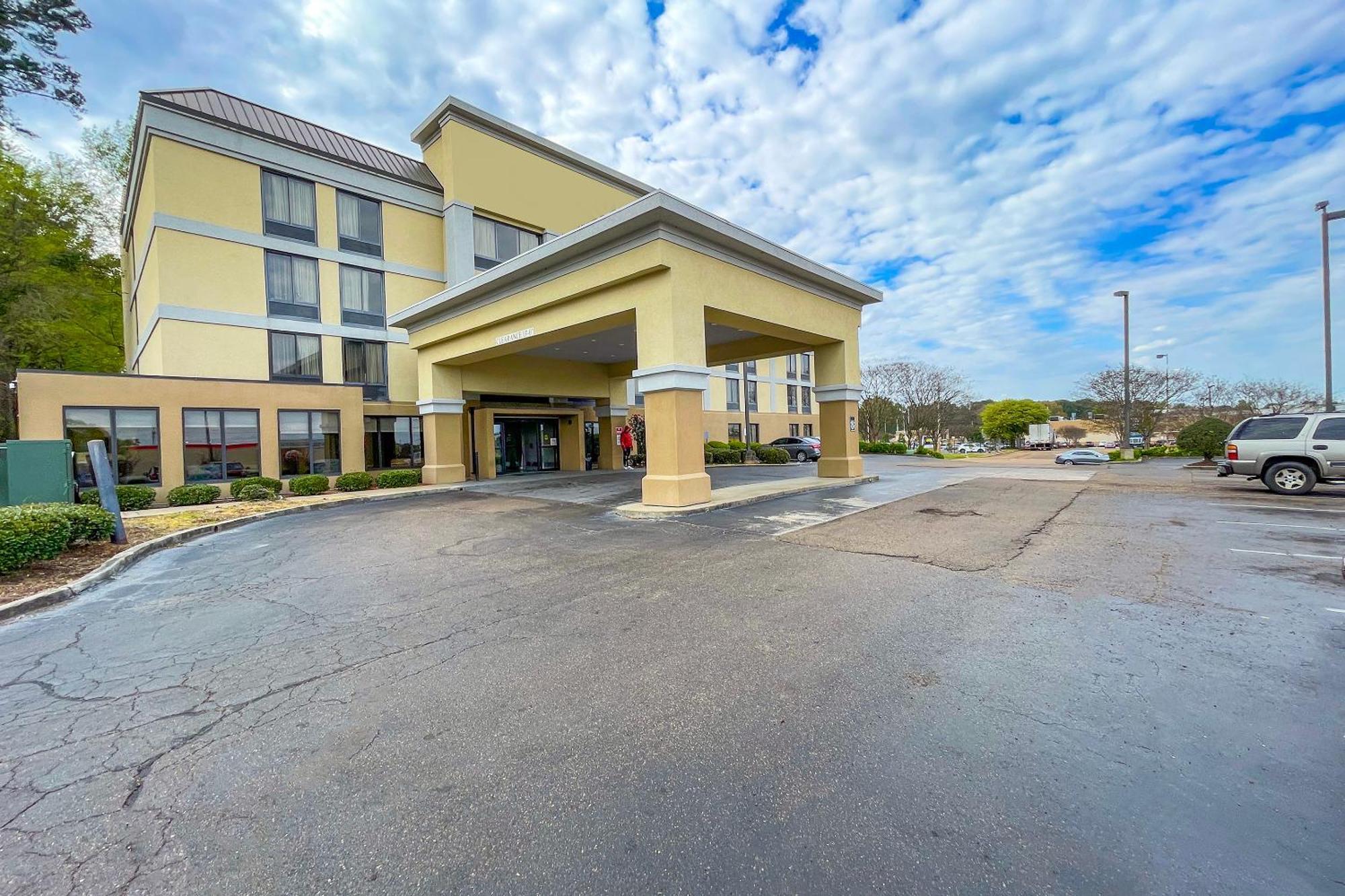 Oyo Townhouse Jackson - Ridgeland Hotel Buitenkant foto