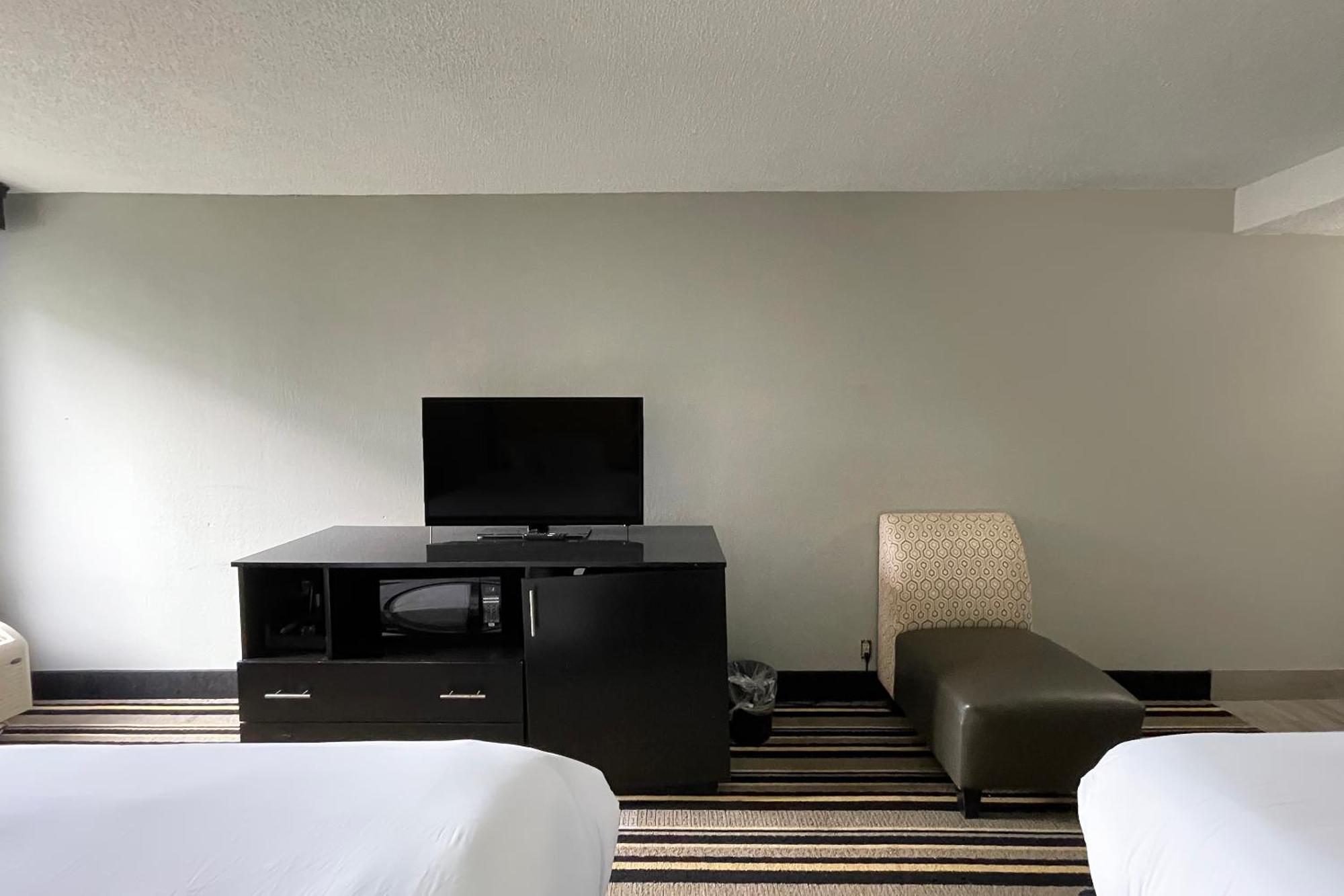 Oyo Townhouse Jackson - Ridgeland Hotel Buitenkant foto