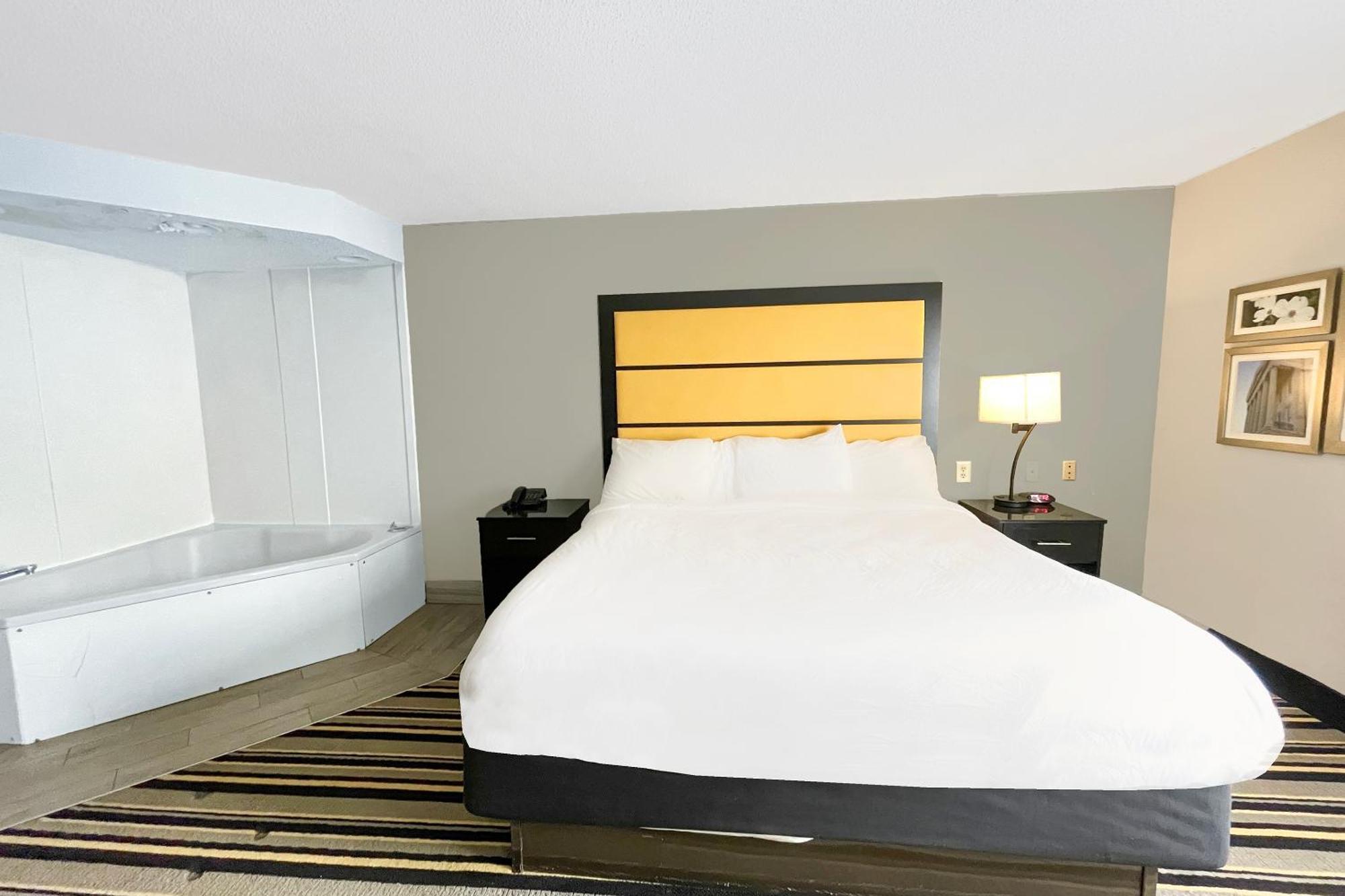 Oyo Townhouse Jackson - Ridgeland Hotel Buitenkant foto